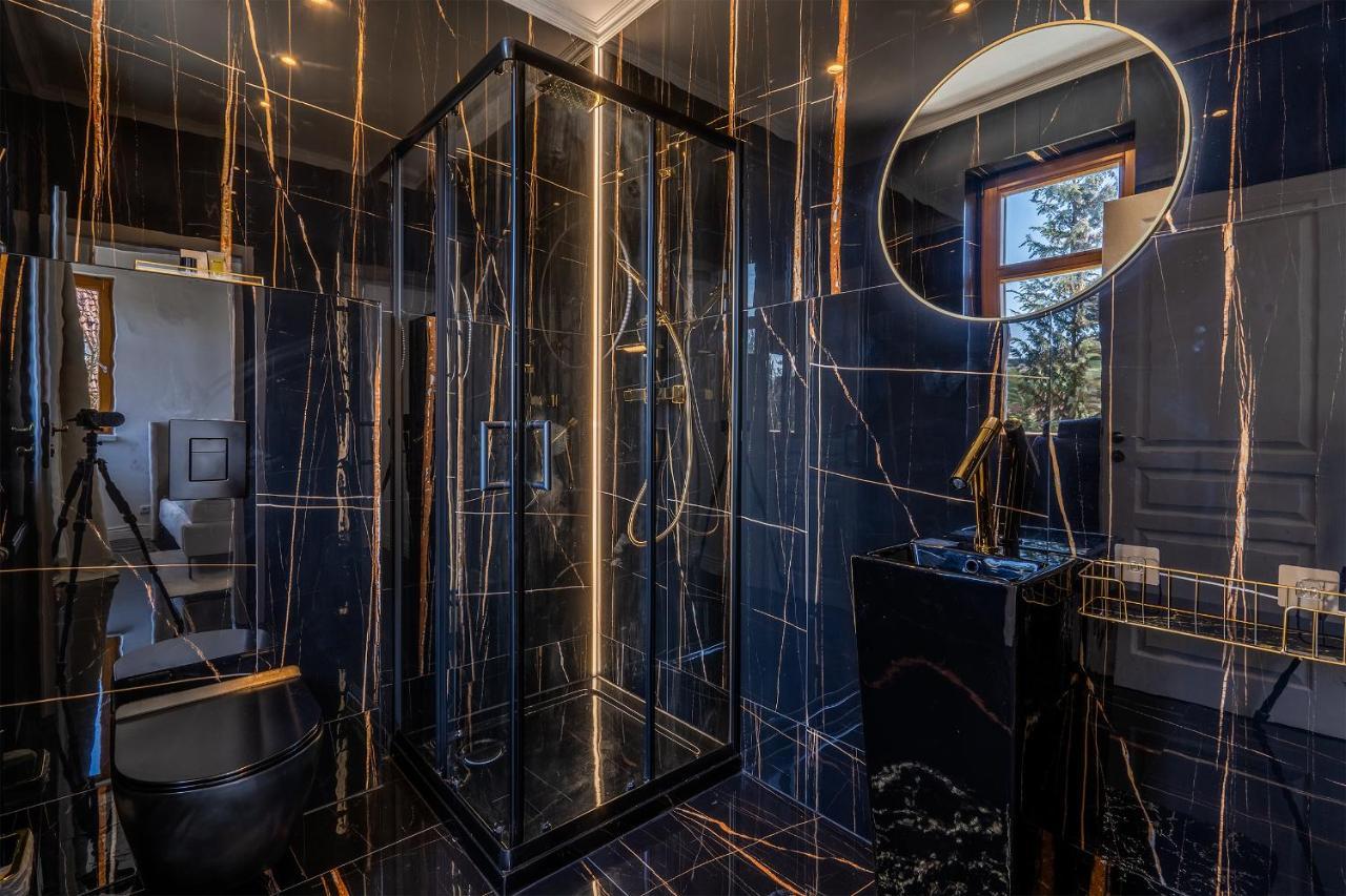 Serenity Prague Villa With Garden Jacuzzi Bagian luar foto