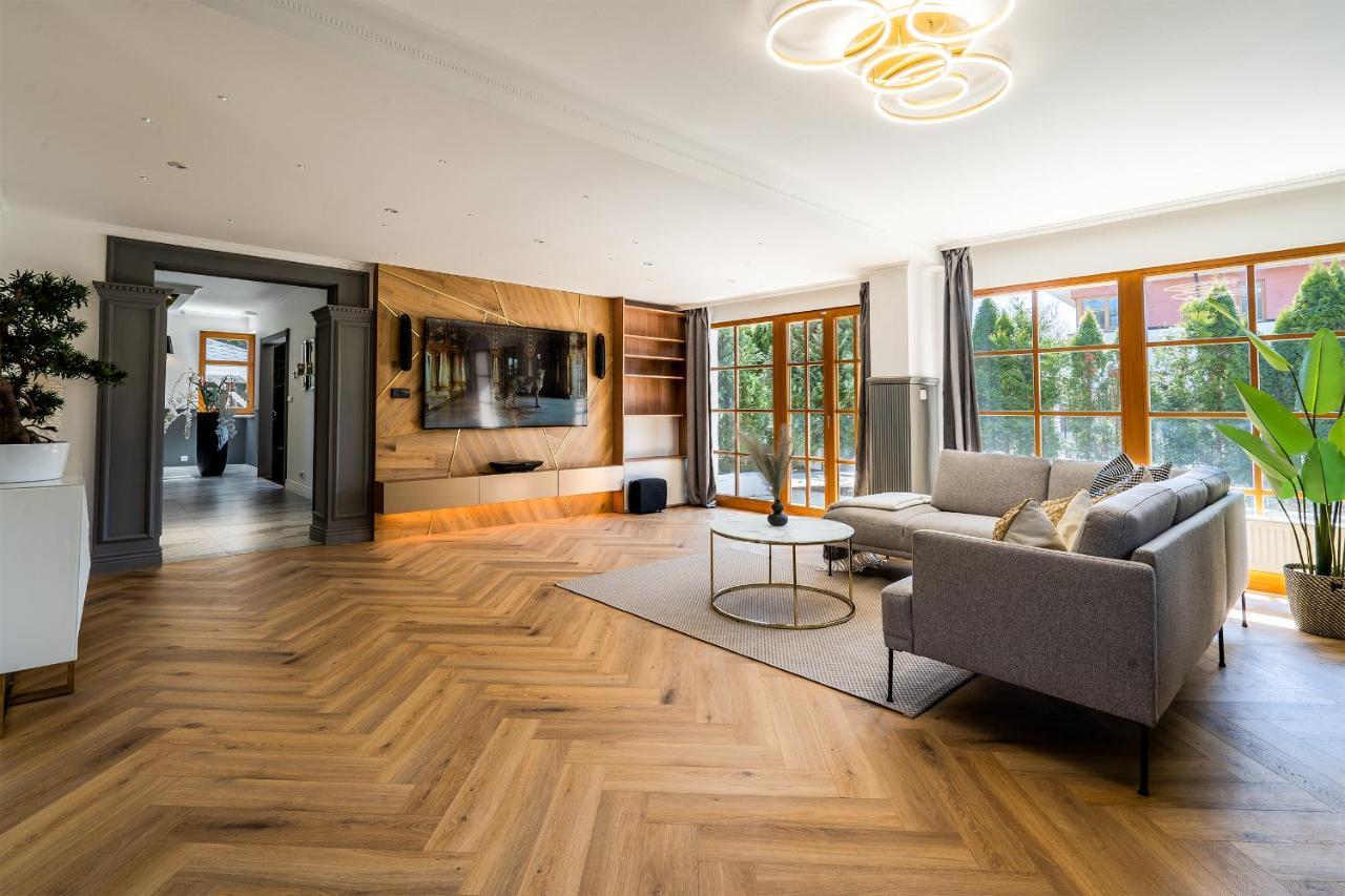 Serenity Prague Villa With Garden Jacuzzi Bagian luar foto