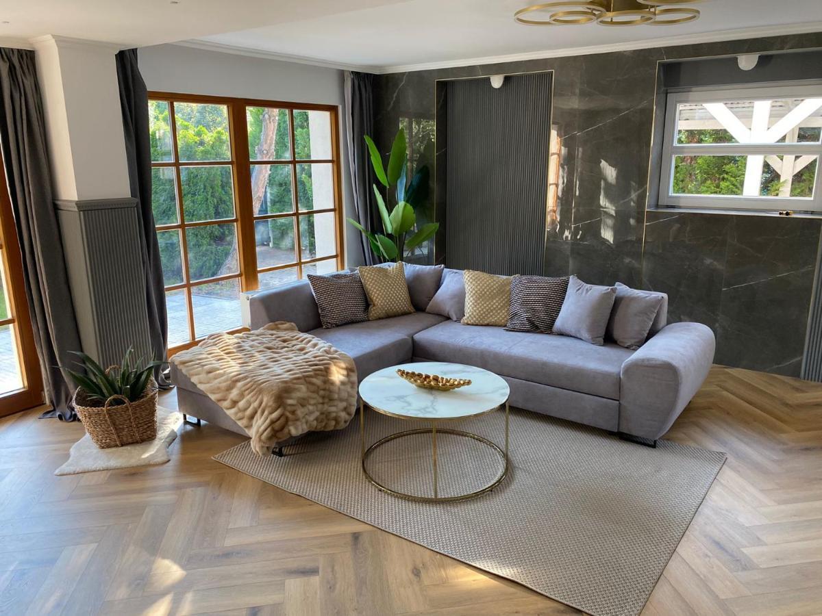 Serenity Prague Villa With Garden Jacuzzi Bagian luar foto